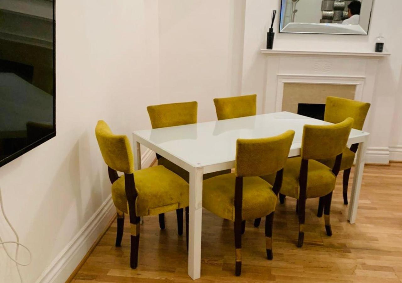2 Bedroom Flat In Diplomatic Enclave In Kensington Λονδίνο Εξωτερικό φωτογραφία